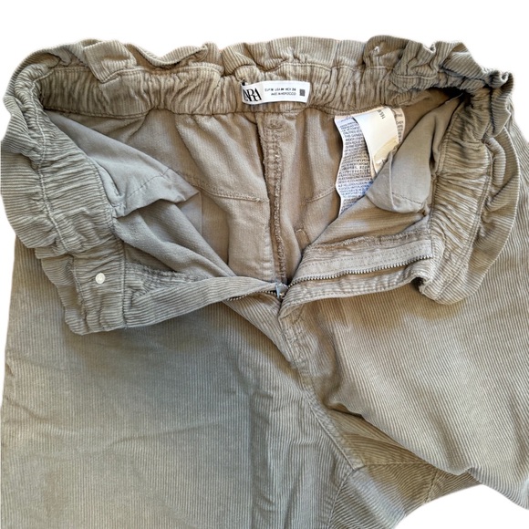 Zara corduroy paperback waist baggy pants, khaki, size 4 - Picture 4 of 9